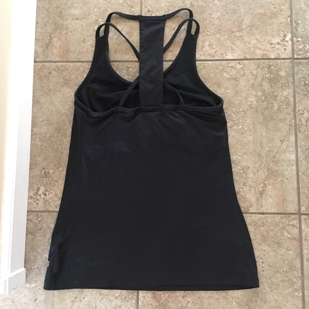 GapFit Small Strappy Tank